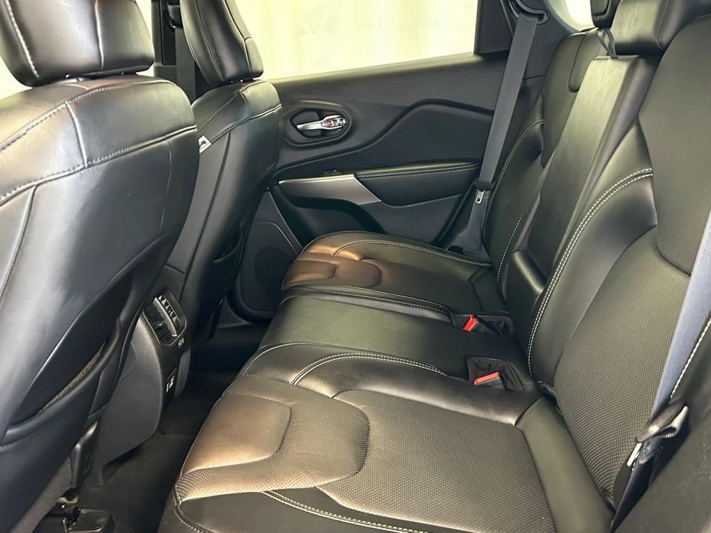 used 2021 Jeep Cherokee car, priced at $23,977