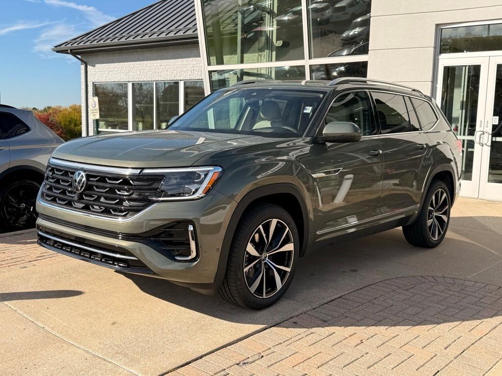 new 2026 Volkswagen Atlas car, priced at $54,779