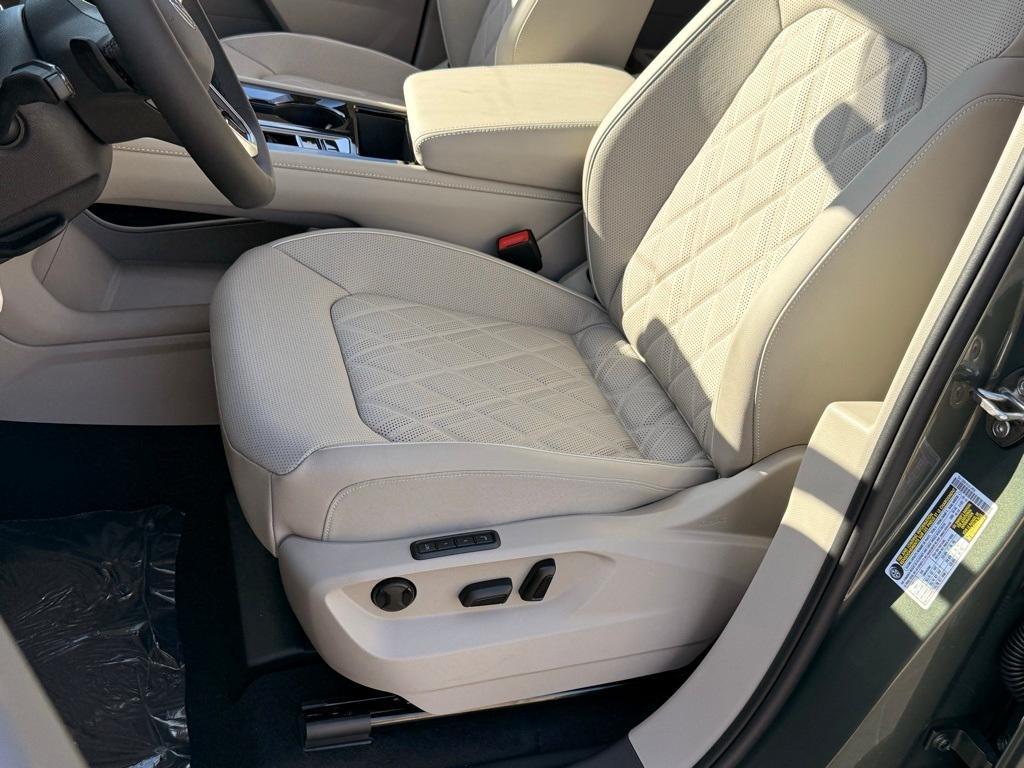 new 2026 Volkswagen Atlas car, priced at $54,779