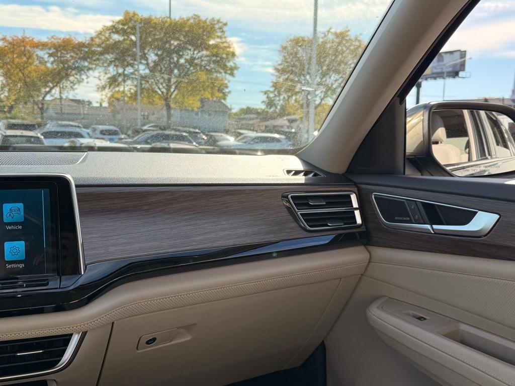 new 2026 Volkswagen Atlas car, priced at $54,779