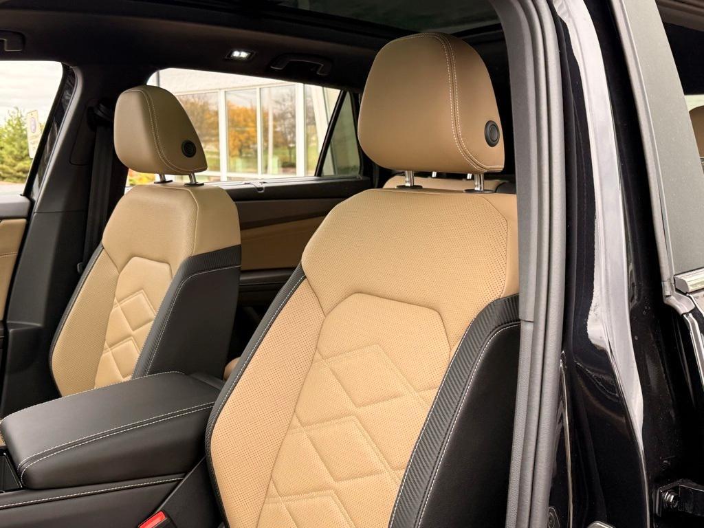 new 2026 Volkswagen Atlas Cross Sport car, priced at $46,215