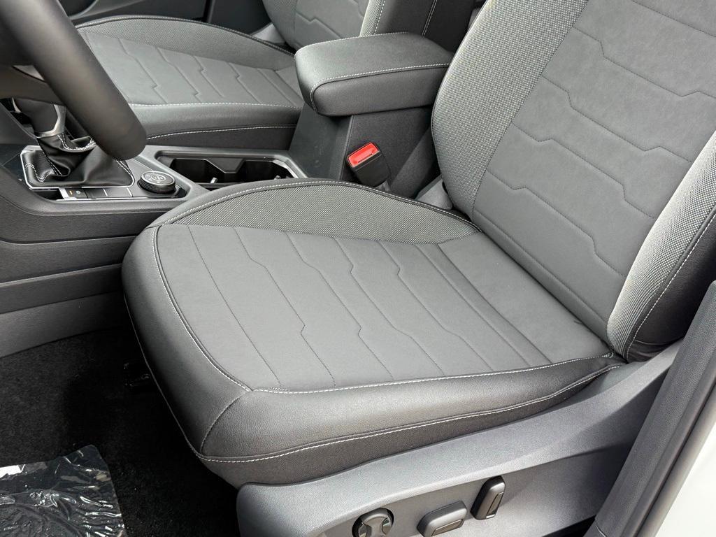 new 2025 Volkswagen Taos car, priced at $33,116