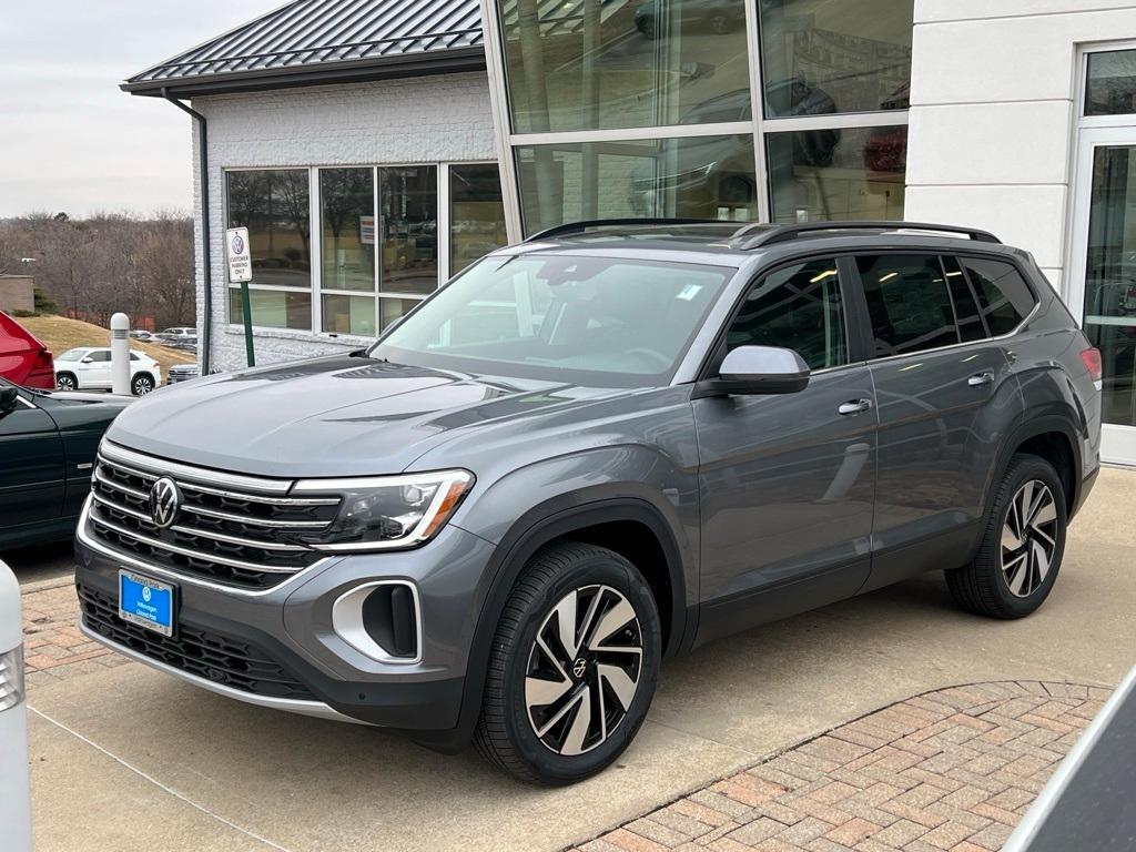 new 2025 Volkswagen Atlas car, priced at $44,136