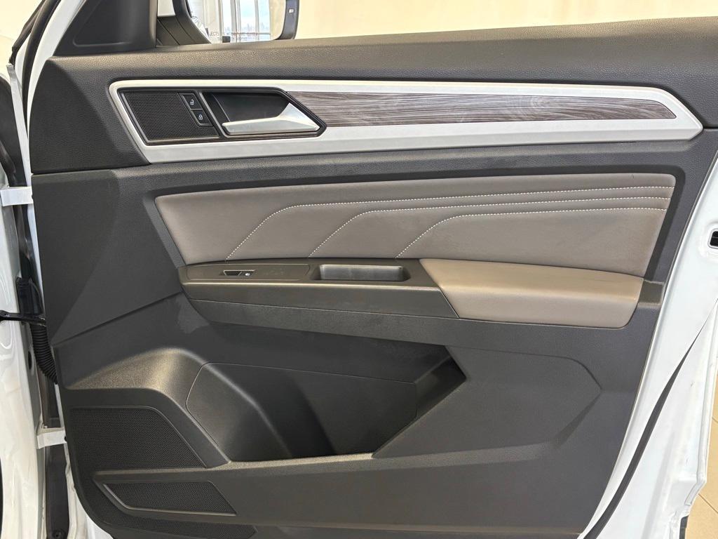 used 2022 Volkswagen Atlas Cross Sport car, priced at $29,400