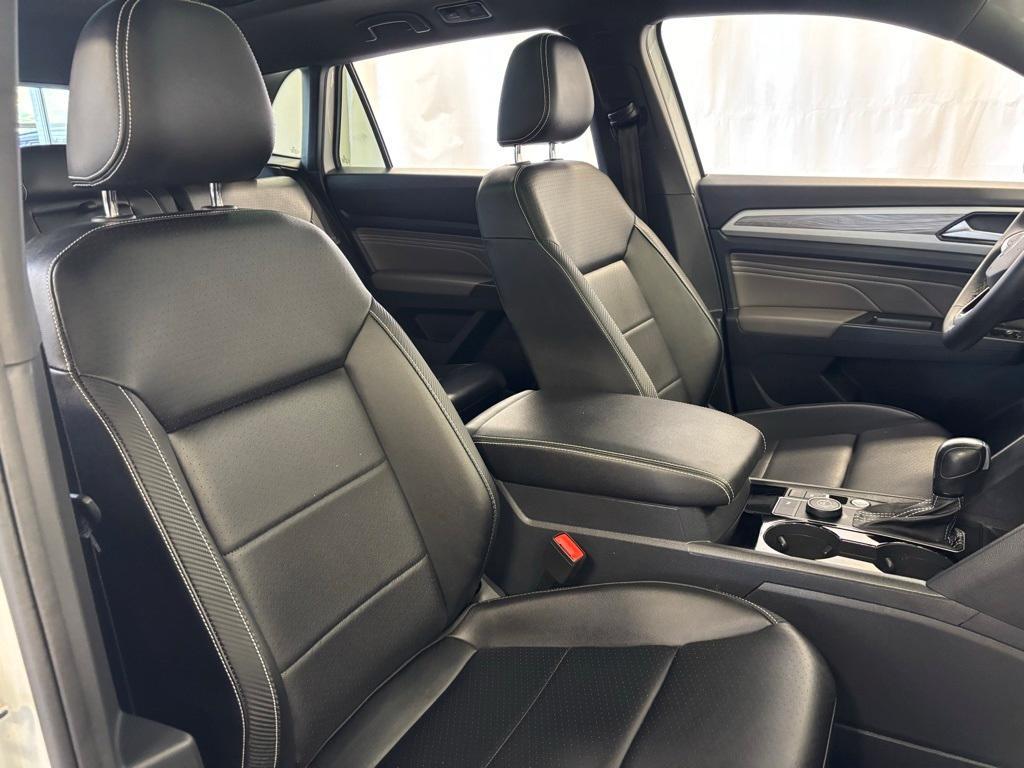 used 2022 Volkswagen Atlas Cross Sport car, priced at $29,400