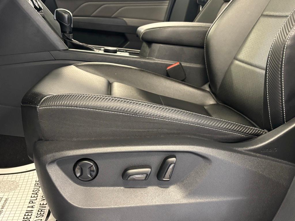 used 2022 Volkswagen Atlas Cross Sport car, priced at $29,400