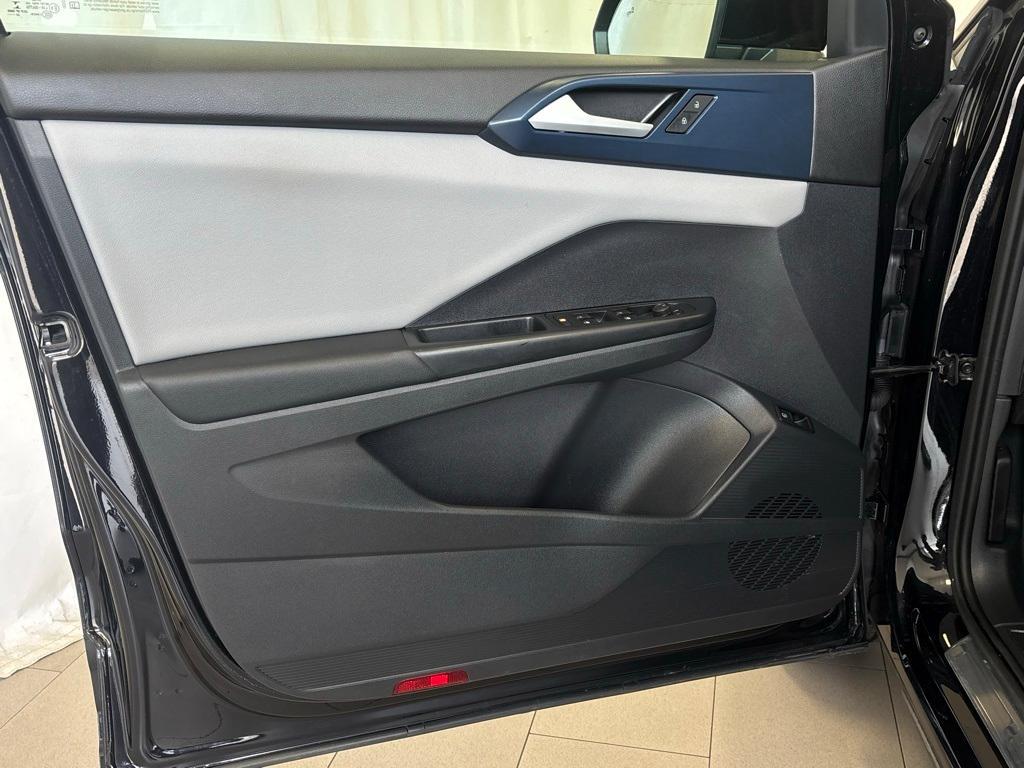 used 2023 Volkswagen Taos car, priced at $23,547