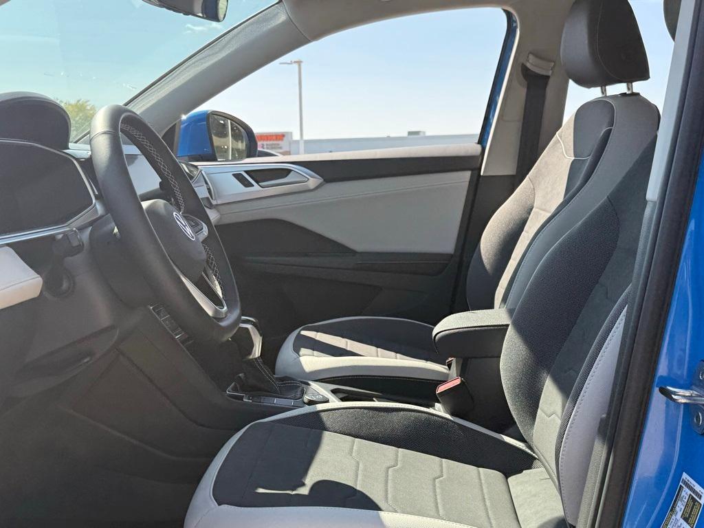 new 2025 Volkswagen Taos car, priced at $31,368