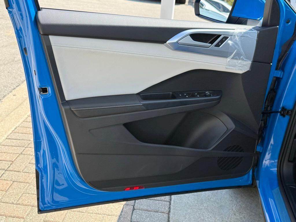 new 2025 Volkswagen Taos car, priced at $31,368