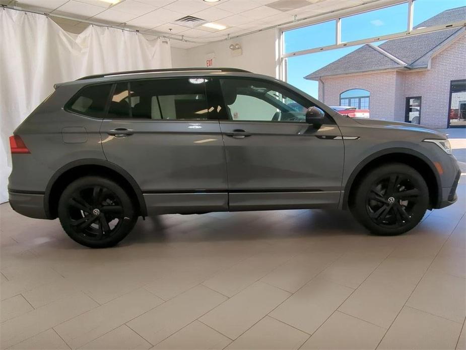 new 2024 Volkswagen Tiguan car, priced at $32,852