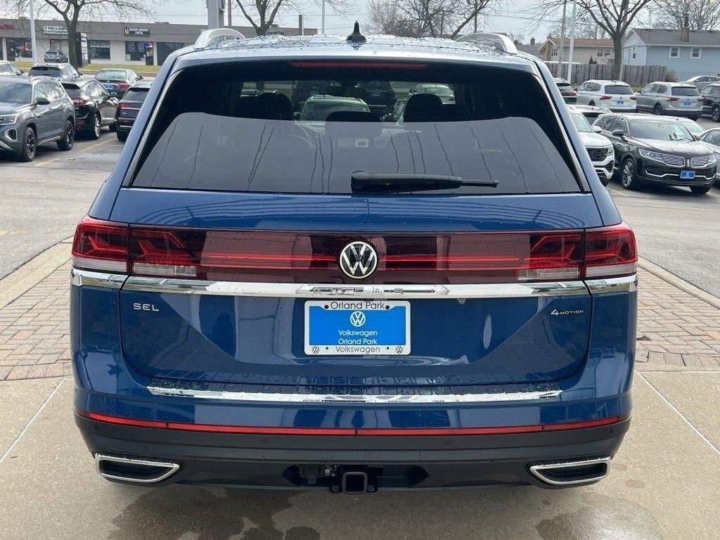 new 2025 Volkswagen Atlas car, priced at $47,292