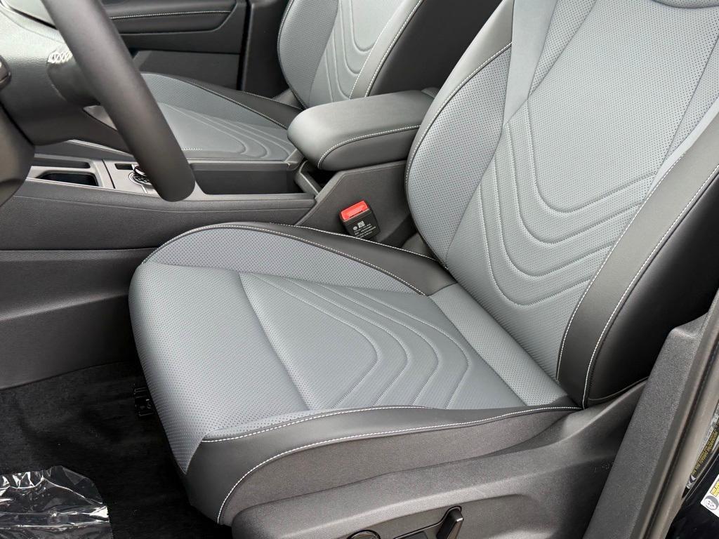 new 2025 Volkswagen Tiguan car, priced at $34,935