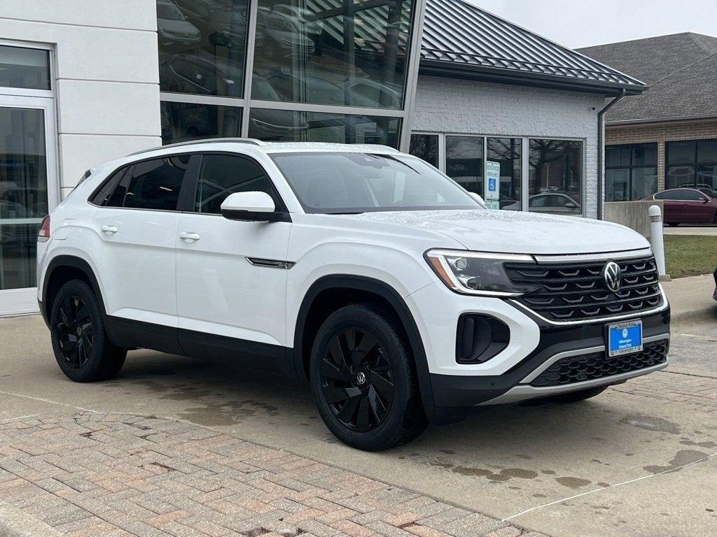 new 2025 Volkswagen Atlas Cross Sport car, priced at $44,276