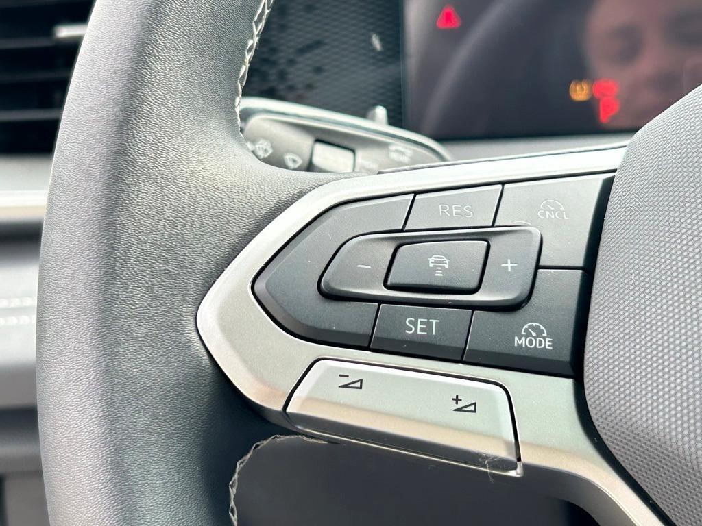 new 2025 Volkswagen Tiguan car, priced at $37,416