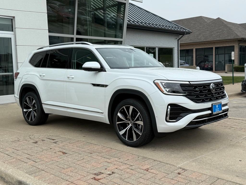 new 2025 Volkswagen Atlas car, priced at $53,946