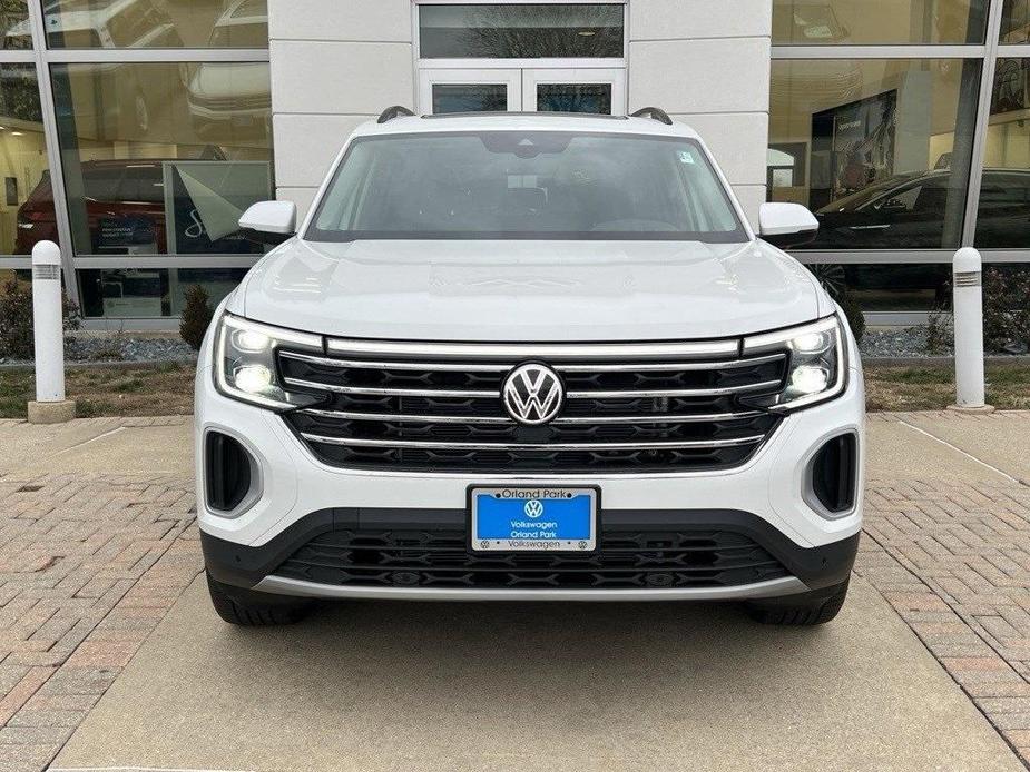 new 2025 Volkswagen Atlas car, priced at $44,475