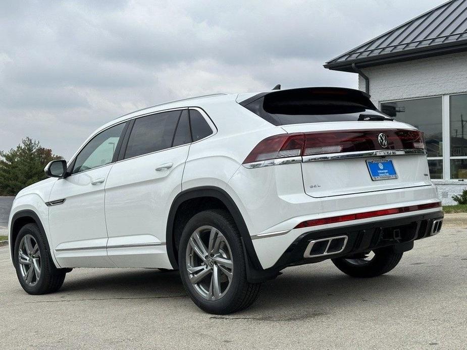 new 2024 Volkswagen Atlas Cross Sport car, priced at $45,551