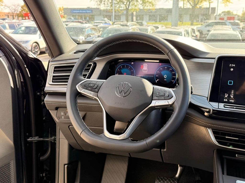 new 2026 Volkswagen Atlas Cross Sport car, priced at $40,524