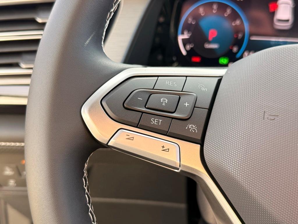 new 2026 Volkswagen Atlas Cross Sport car, priced at $40,524