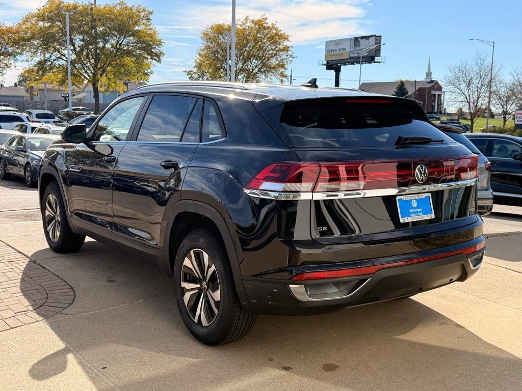 new 2026 Volkswagen Atlas Cross Sport car, priced at $40,524