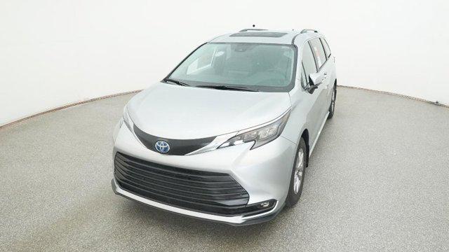 new 2025 Toyota Sienna car, priced at $48,935