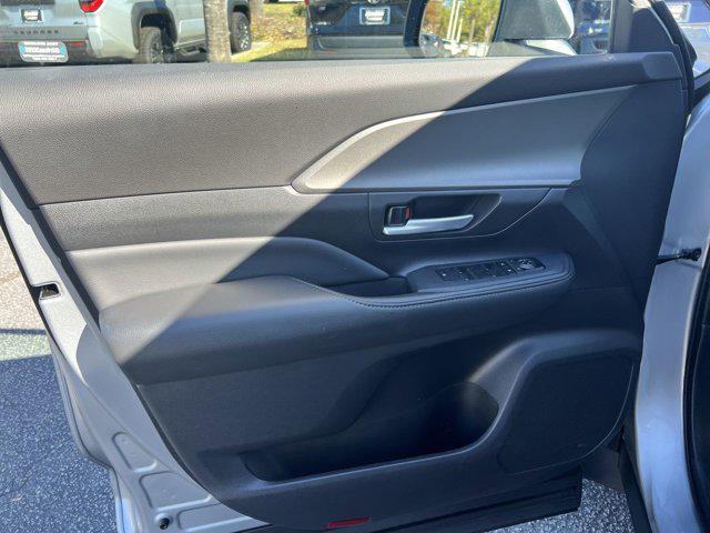 used 2025 Toyota Grand Highlander car, priced at $44,898