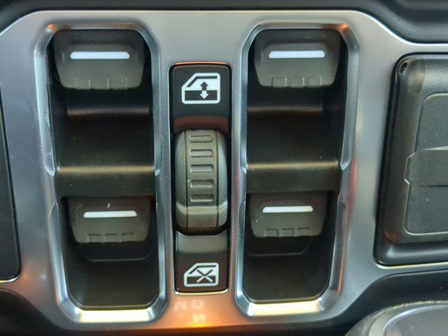 used 2025 Jeep Gladiator car, priced at $37,298