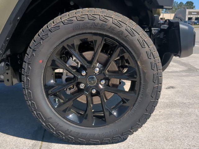 used 2025 Jeep Gladiator car, priced at $37,298