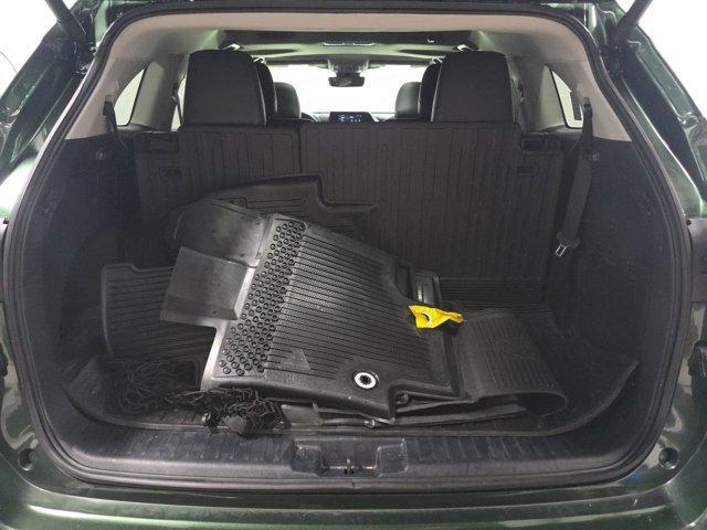 used 2024 Toyota Highlander car, priced at $39,998