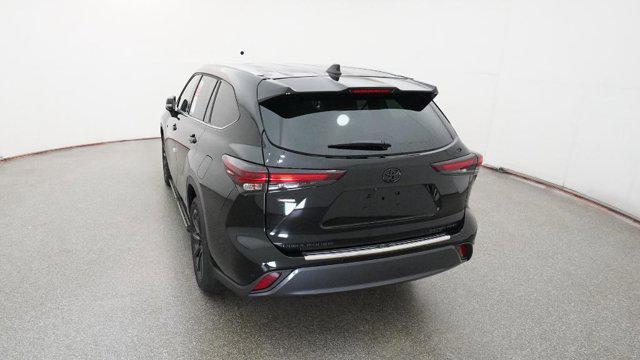 new 2025 Toyota Highlander car, priced at $56,546