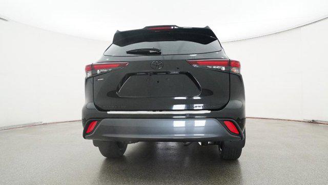 new 2025 Toyota Highlander car, priced at $56,546