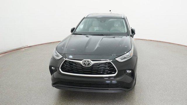new 2025 Toyota Highlander car, priced at $56,546