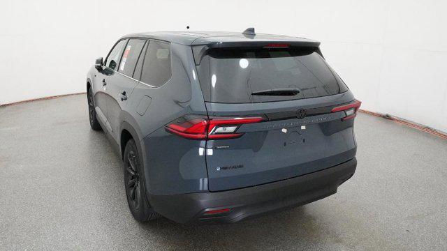 new 2026 Toyota Highlander Hybrid car, priced at $51,717