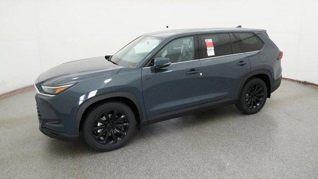 new 2026 Toyota Highlander Hybrid car, priced at $51,717
