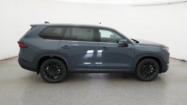 new 2026 Toyota Highlander Hybrid car, priced at $51,717