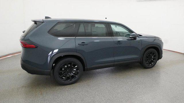 new 2026 Toyota Highlander Hybrid car, priced at $51,717