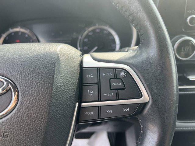 used 2024 Toyota Highlander car, priced at $43,678