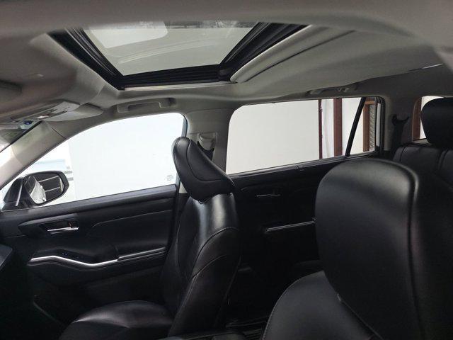 used 2022 Toyota Highlander car, priced at $30,998