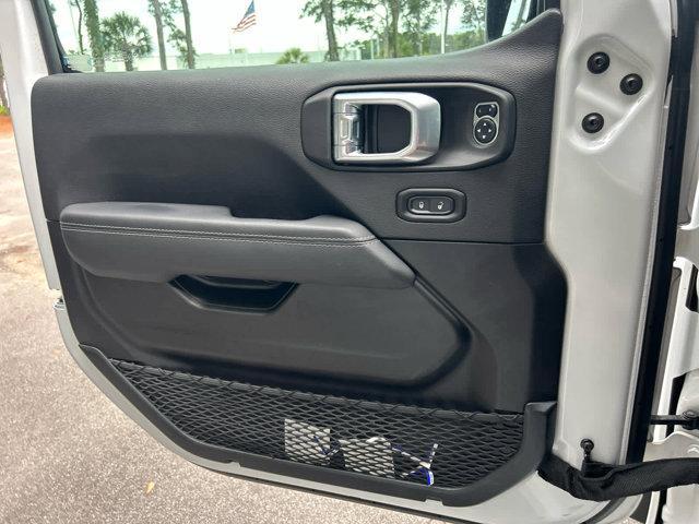 used 2021 Jeep Gladiator car, priced at $34,998