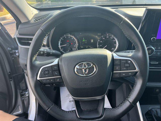 used 2024 Toyota Highlander car, priced at $36,548