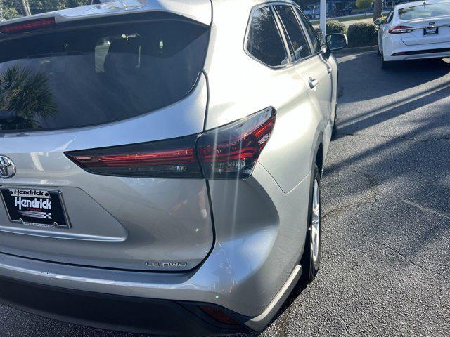 used 2024 Toyota Highlander car, priced at $36,548