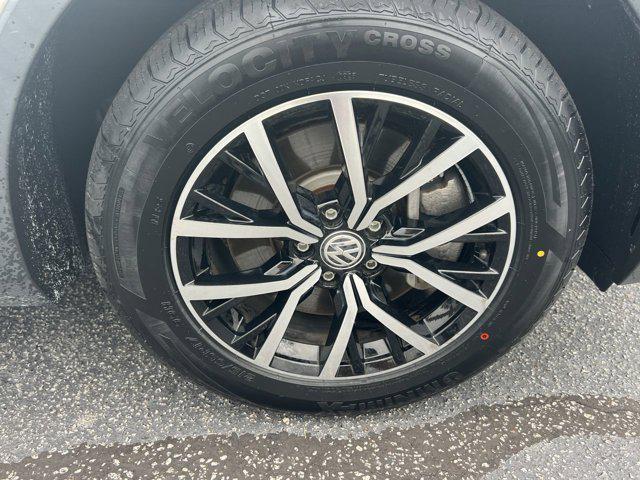 used 2021 Volkswagen Tiguan car, priced at $18,995