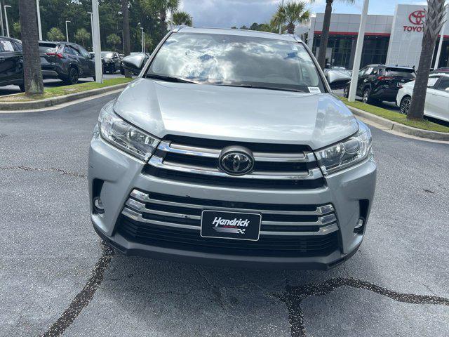 used 2019 Toyota Highlander car, priced at $27,228