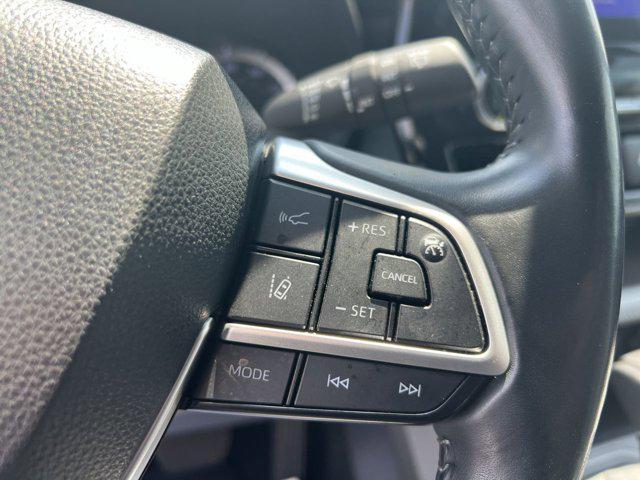 used 2023 Toyota Highlander car, priced at $34,498