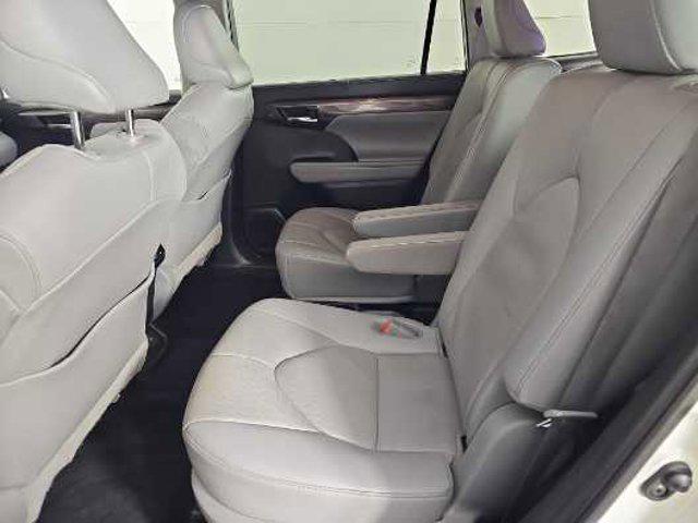 used 2021 Toyota Highlander car, priced at $37,998