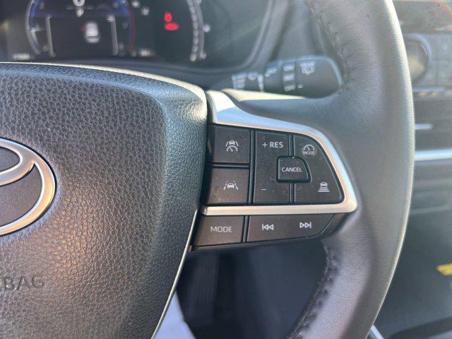 used 2025 Toyota Grand Highlander car, priced at $46,998