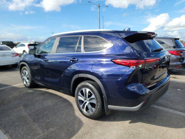 used 2023 Toyota Highlander car, priced at $38,678