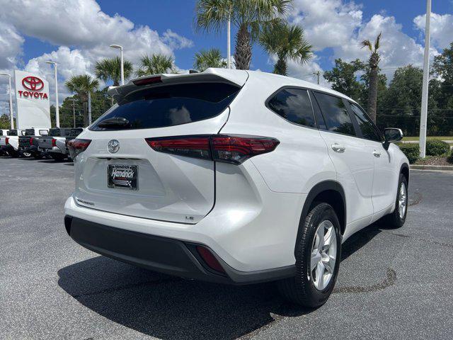 used 2023 Toyota Highlander car, priced at $36,248