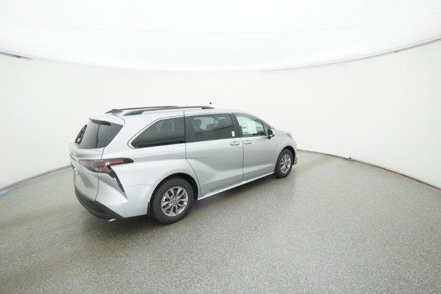 new 2025 Toyota Sienna car, priced at $46,723