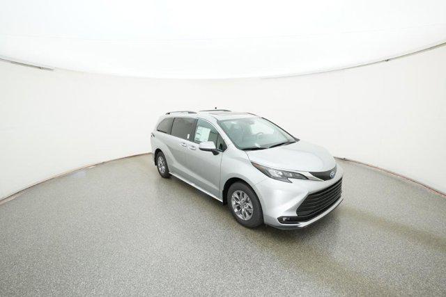 new 2025 Toyota Sienna car, priced at $46,723